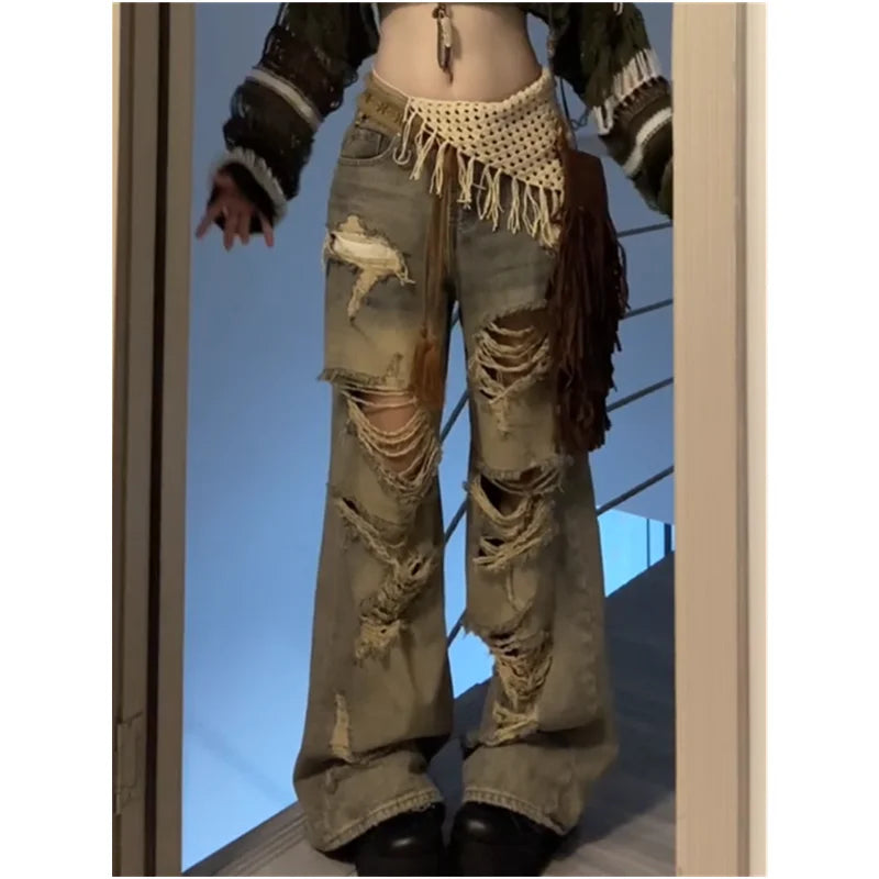 Stylish woman wearing trendy jeans and casual outfit